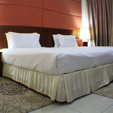 Royal Nick Hotel Tema Exterior photo