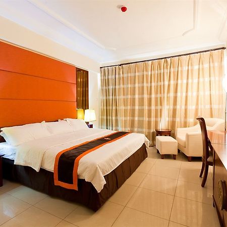 Royal Nick Hotel Tema Exterior photo