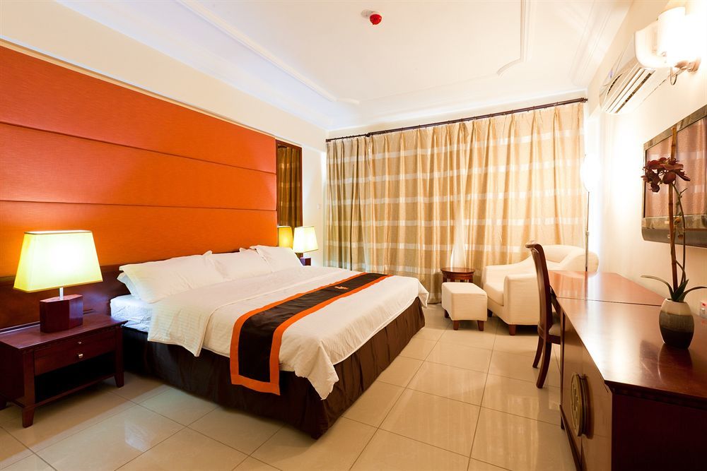 Royal Nick Hotel Tema Exterior photo
