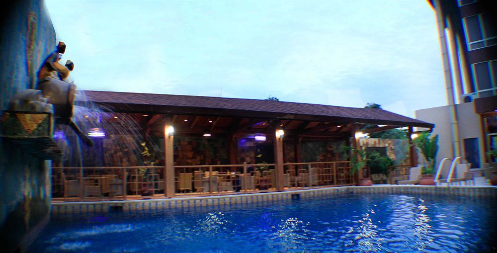 Royal Nick Hotel Tema Exterior photo