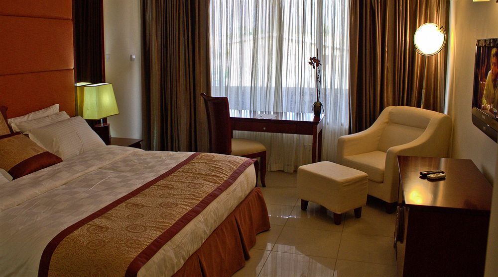 Royal Nick Hotel Tema Exterior photo